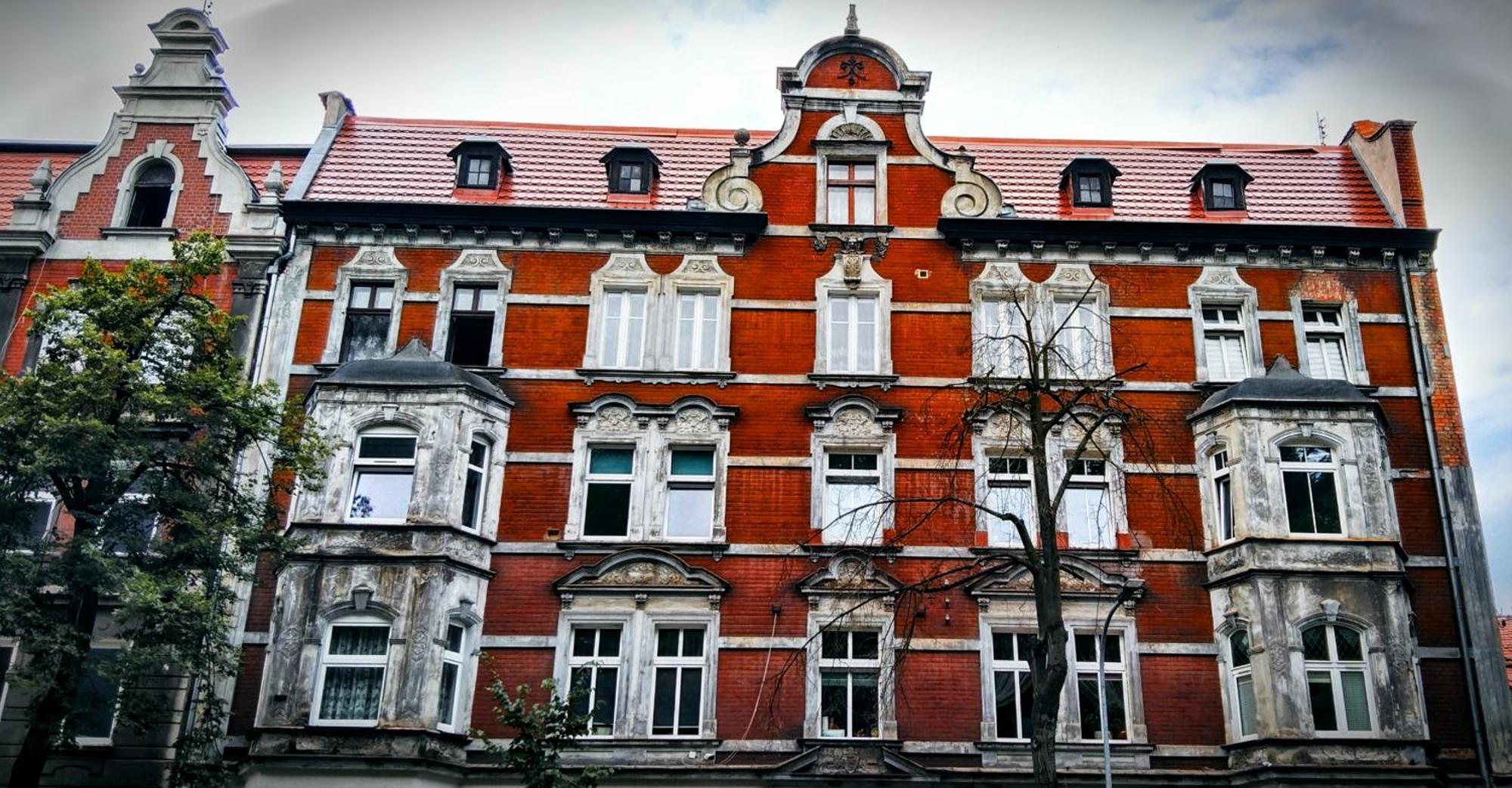 Art Mieszkanie Blisko Dworca Pkp Walbrzych Miasto Exterior photo