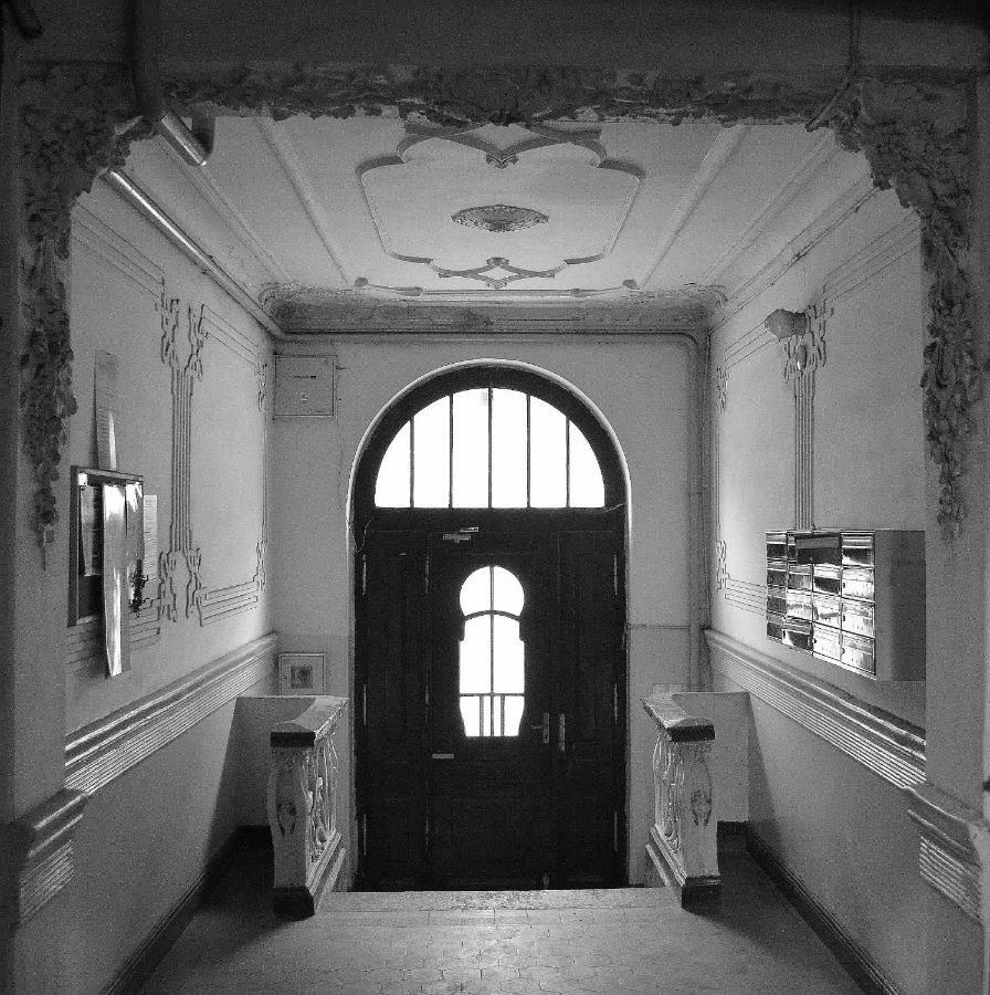 Art Mieszkanie Blisko Dworca Pkp Walbrzych Miasto Exterior photo
